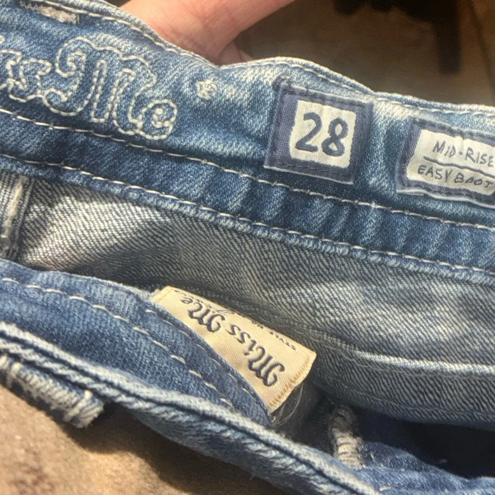 MISS ME JEANS MID-RISE EASY BOOT - Picture 4 of 6